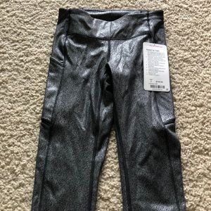 Lululemon speed up tight - unworn
